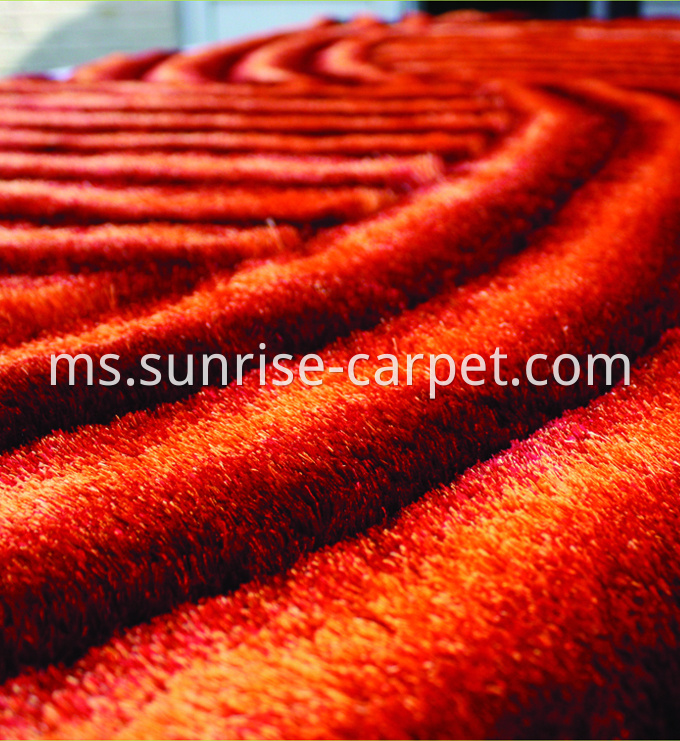 Viscose Shaggy rug with 3D design